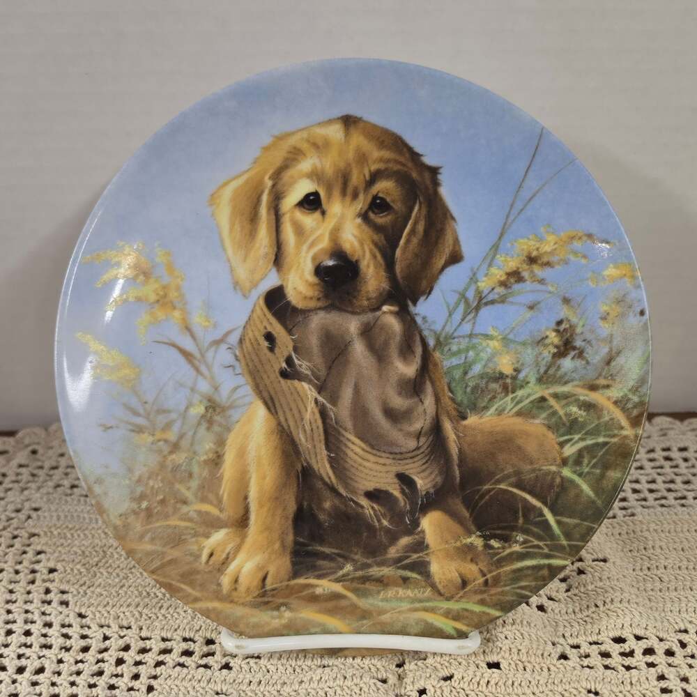 1987 Edwin M. Knowles 'Caught in the Act - The Golden Retriever' by Lynn Kaatz